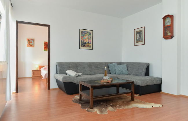 Apartment 1803 - Photo 46