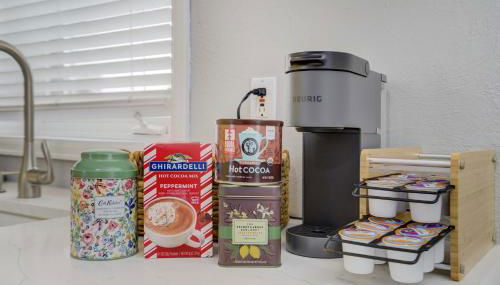 Indigo Cove Modern Studio near Historic Uptown - Foto 4