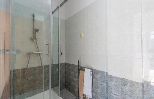 Four-Bedroom Holiday Home In Mihatovici - Foto 41