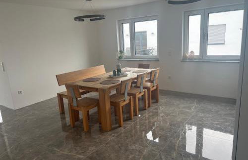 Haus Villa-Moderne Ferienwohnung in Wallersdorf-Haidlfing - Foto 9