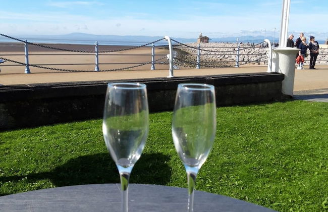 Fabapartment-12pmcheckout-freebubbly-seaside - Foto 7