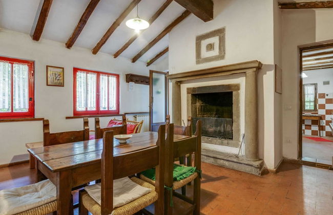 Vintage Vacation Home - Photo 25