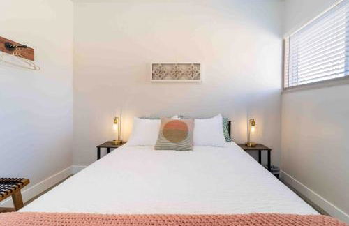 Morrison Getaway - 2BR House BBQ Free Parking - Foto 18