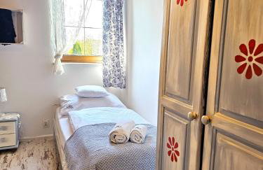 Chata w Bieszczadzie apartamenty i domki z basenem Bieszczady - Photo 28