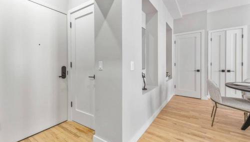 Top Notch 2BR in Upper East Mins to Central Park - Foto 4