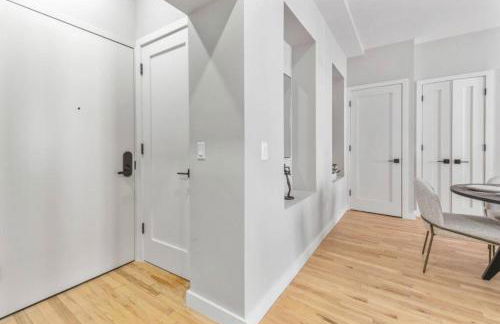 Top Notch 2BR in Upper East Mins to Central Park - Foto 4