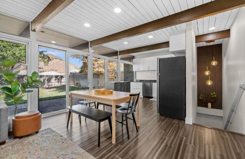 Ski Resorts & DT, Hot Tub, Game Room, Yard, 9 beds - Foto 8