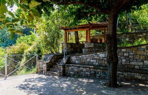 Σπίτι στο Τείχιο με θέα Βαρδούσια και Γκιώνα - Foto 27