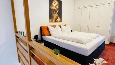 Das CLASSIQUE Galerieappartement 50qm - Elegant und geräumig wohnen - Espressomaschine, Airfryer, Balkon, Poseidon Therme im Haus - inkl Parkgarage - Foto 2