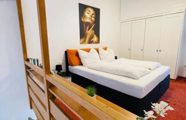 Das CLASSIQUE Galerieappartement 50qm - Elegant und geräumig wohnen - Espressomaschine, Airfryer, Balkon, Poseidon Therme im Haus - inkl Parkgarage - Foto 2