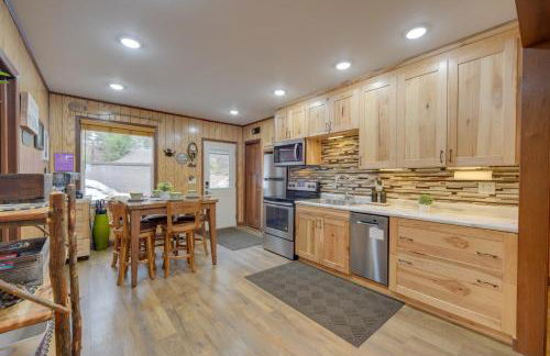 Winter Lake Escape with Access to Ice Fishing! - Foto 9