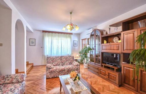 Stunning Home In Labin With Wifi - Photo 9
