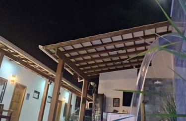 ESPAÇO PÉROLA GUANABARA, 70 Metros do Mar, 4 Suítes independentes COM AR, Área Gourmet Integrada com Piscina,Churrasqueira, 900 Metros de CASTELHANOS, ideal para FAMÍLIAS E AMIGOS - Foto 63