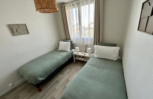 Cocon Cosy Verdoyant - Free Private Parking, Breakfast, Wifi, Netflix - Photo 8