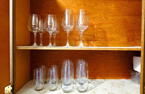 Cozy Luxury - King Bed, Coffee Bar, Sleeps 5 - Foto 26