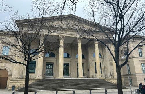 EICH-Penthouse, zentral am Stadtwald mit Ausblick über die Stadt, 24h self check-in, Netflix, DisneyPlus - Foto 50