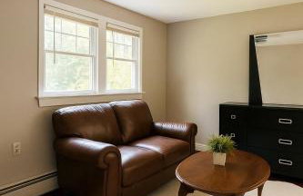 Beautiful two-bedroom residence nestled in the lovely town near Boston - Foto 10