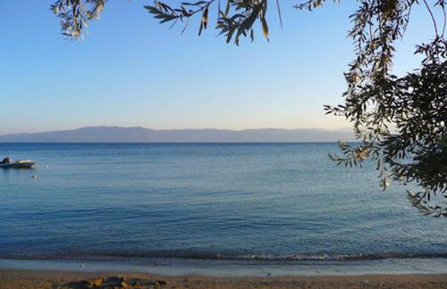 Lovely sea apartment Amarynthos - Foto 4