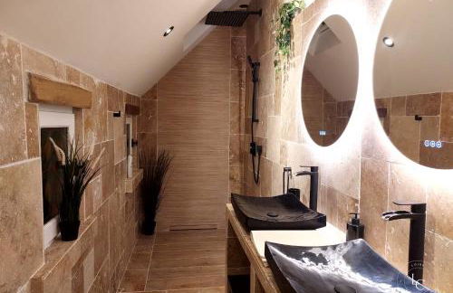 La Bretonnerie Luxury villa with pool & jacuzzi in a equestrian estate - Photo 7