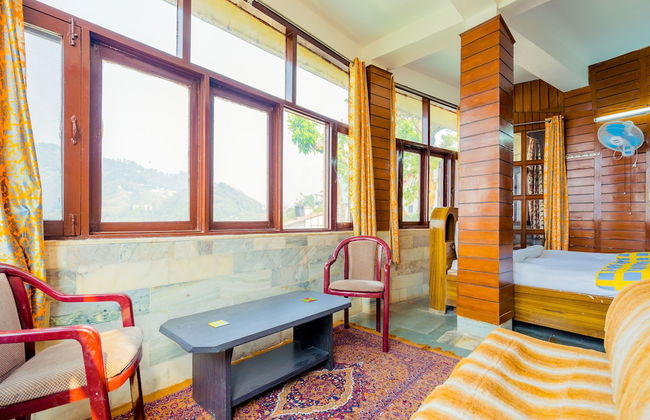 OYO 13693 Home Royal Wood 3BHK Mall Road - Foto 20