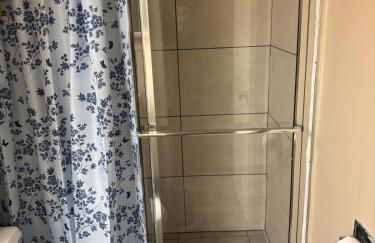 A2 Studio, Mins to Downtown, UofM, Hospitals, Restaurants & Stadium - Foto 33