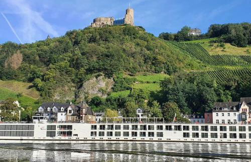 Elegant Apartment with Direct River View, Balcony and Parking in Bernkastel-Kues - Photo 54