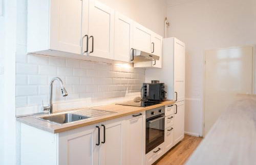 2 Bedroom Apartment in convinient location - Photo 19