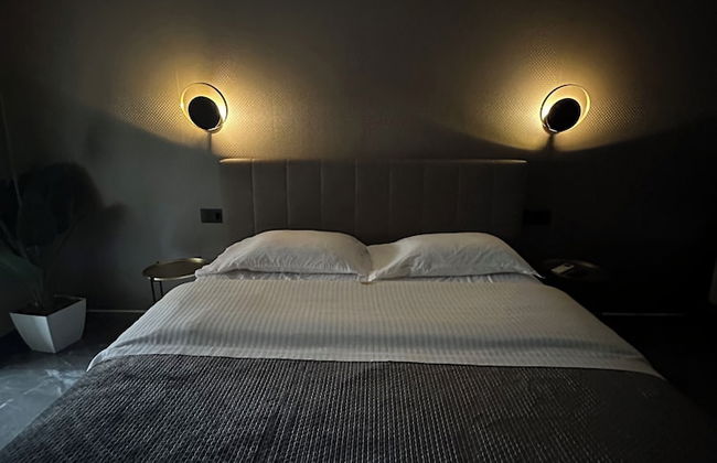 La Mirage Suites & Apartments - Photo 32