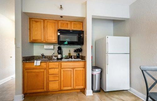 Waterview from Top Floor Condo - Photo 8