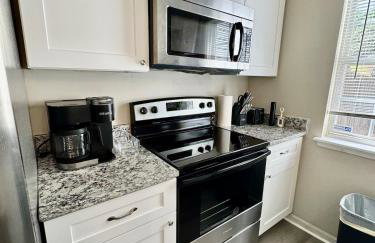 Modern Entire 2-Bedroom House for 6 Guests at University City - Foto 20