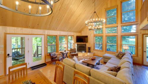 Riverfront West Virginia Cabin with Screened-In Deck - Foto 5