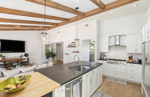 Private Wading Pool Home with Patio - Foto 8