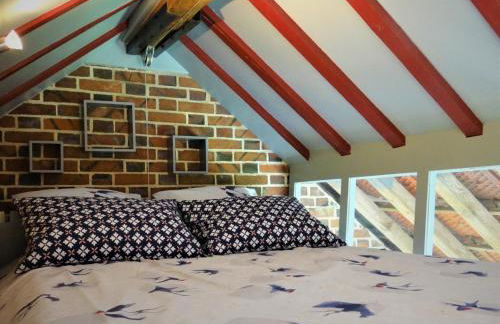 Le Lavoir Secret - hébergement atypique dans un joli cadre bucolique - Foto 6