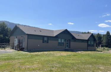 New! Grand Manor - Close to Tamarack and Lake Cascade - Pet friendly - fenced yard - trailer parking - Foto 31