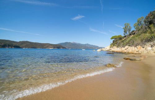 Agave direclty on the beach - Goelba - Foto 25