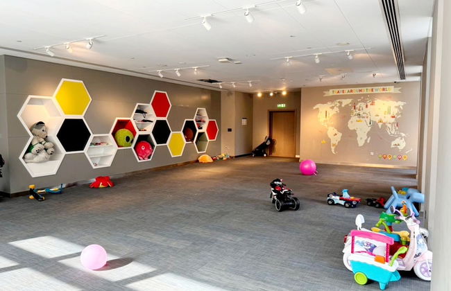 Luxury 2BR at Harbour Gate - Photo 27