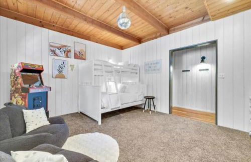 Arrowbear Retreat - EV Charging, Generator, Arcade - Foto 7