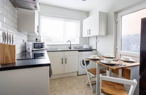 Enjoy a spacious 4 BR perfect big groups - Foto 15