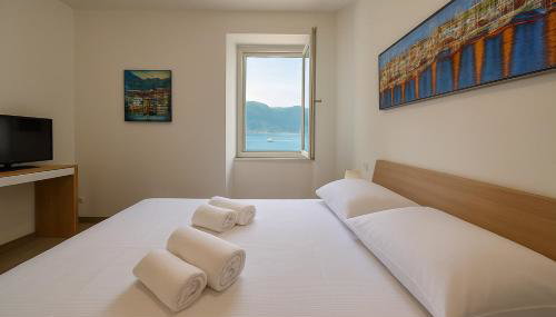 lake front house with lake view and garage - Foto 4