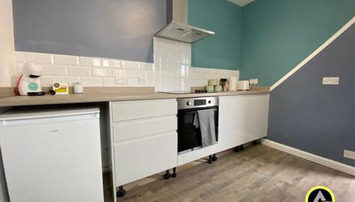 Delightful London Chalet House - Foto 3, stove, toaster