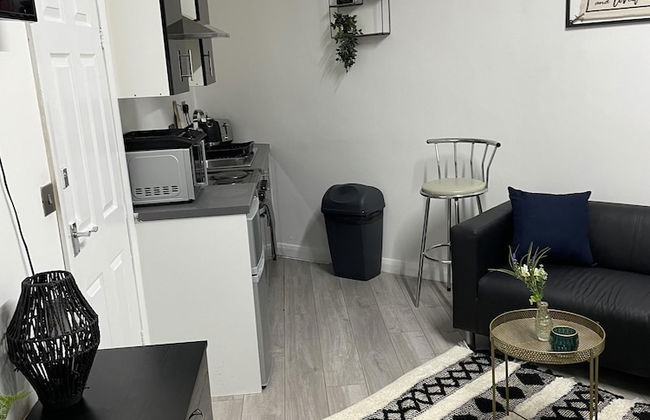 BV Lush Studio At Queensgate Huddersfield - Foto 18