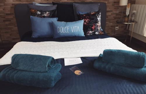 La Clef du Bonheur - 8 Min de Disney Jardin & Garage privatif - Foto 12