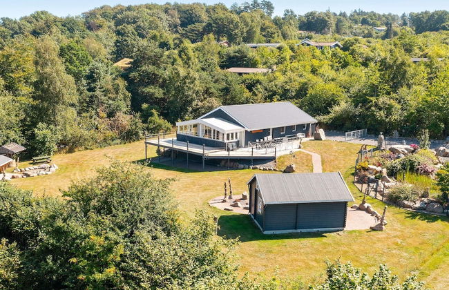 10 Person Holiday Home in Farevejle - Foto 17