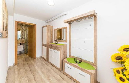 Awesome Home In Ricice With Sauna - Foto 17