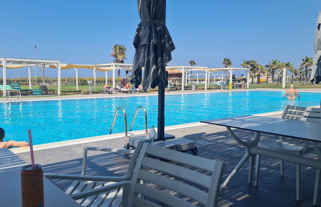 Aphroditebeachfrontresort Unique gem Direct by sea - Foto 13