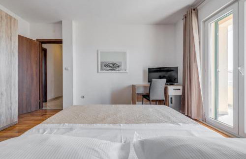 Apartment Renata + PRIVATE swimming pool in SPLIT - Foto 25