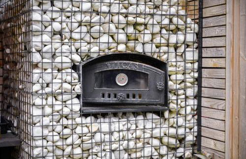 West Didsbury Retreat l Cinema l Sleeps 8 - Photo 39