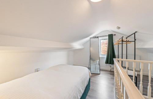 CityBuzz 4 Bedroom House in Nottingham Sleep 7 - Foto 10
