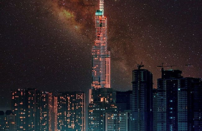 Landmark 81 Residence Skyline - Photo 1