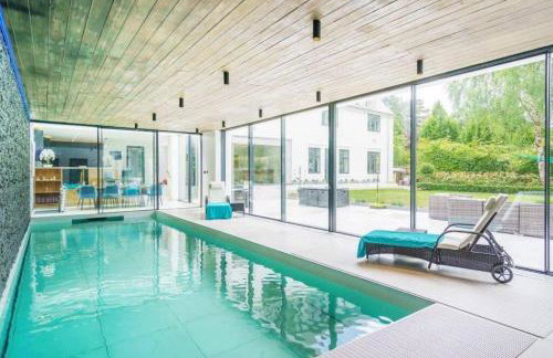 Luxury 8 bedroom home with leisure wing - Foto 13